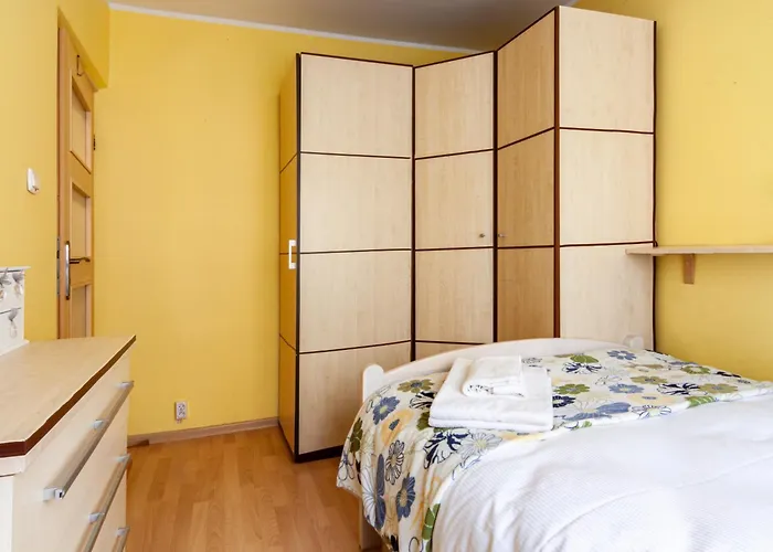 Cozy By Bookinghost Daire