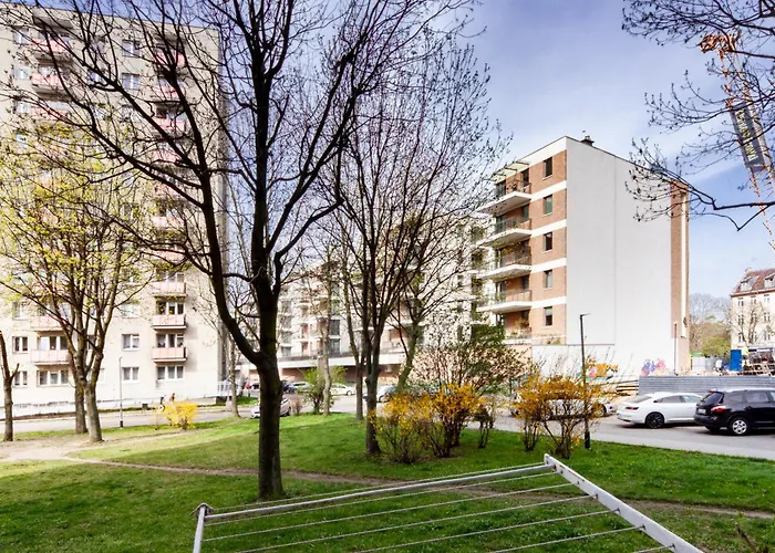 アパート Cozy By Bookinghost *